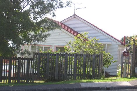 Photo of property in 9 Roseberry Avenue, Birkenhead, Auckland, 0626