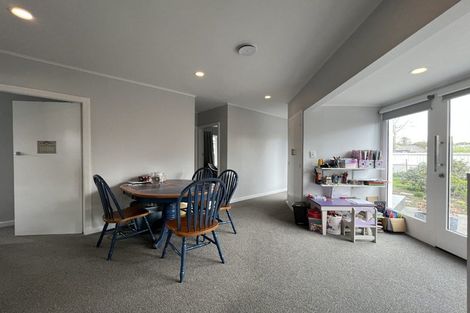 Photo of property in 192 Weston Road, St Albans, Christchurch, 8052