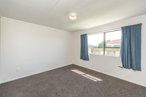 Photo of property in 90a Hinau Street, Castlecliff, Whanganui, 4501