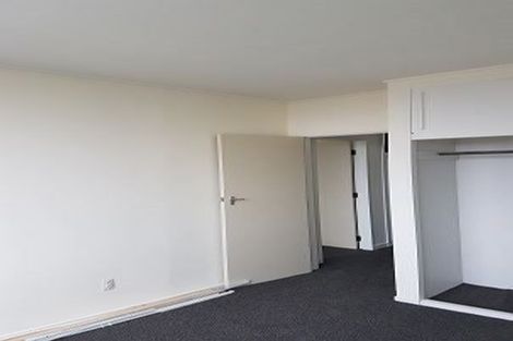 Photo of property in Beresford Apartments, 17/118 Russell Terrace, Berhampore, Wellington, 6023