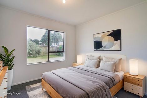 Photo of property in 2/21 Gloaming Place, Conifer Grove, Takanini, 2112