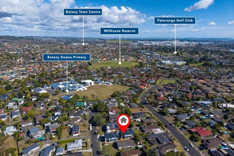 Photo of property in 7c Maroubra Place, Botany Downs, Auckland, 2010