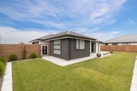 Photo of property in 58 Prestons Park Drive, Marshland, Christchurch, 8083