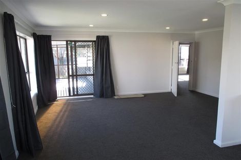 Photo of property in 5 Fairmont Place, Hornby, Christchurch, 8042
