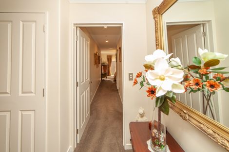 Photo of property in 15 Old Red Barn Road, Halswell, Christchurch, 8025