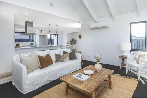 Photo of property in 6 Elba Crescent, Halswell, Christchurch, 8025