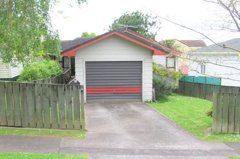 Photo of property in 1/28 Clayburn Road, Glen Eden, Auckland, 0602