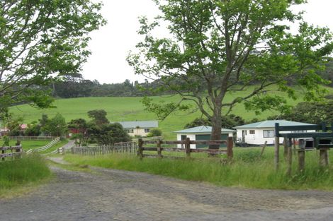 Photo of property in 242 Foster Road, Waimauku, Kumeu, 0891