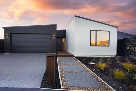 Photo of property in 9 Reece Place, Marshland, Christchurch, 8051