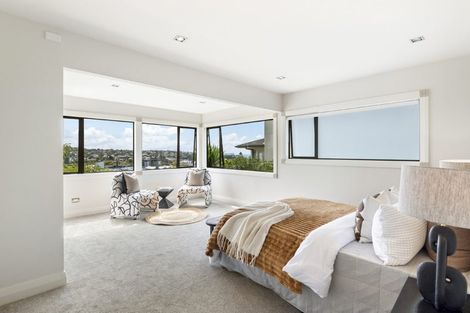 Photo of property in 34 Browns Bay Road, Rothesay Bay, Auckland, 0630