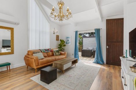 Photo of property in 18 Antonia Place, Bell Block, New Plymouth, 4312