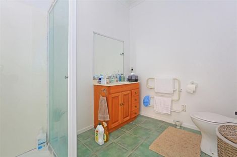 Photo of property in 128 Jeffs Road, Flat Bush, Auckland, 2016