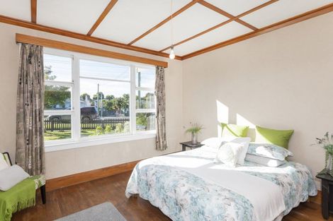 Photo of property in 14 De Lautour Road, Kaiti, Gisborne, 4010