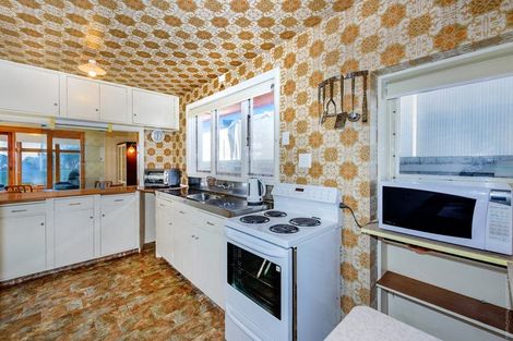 Photo of property in 205 Marine Parade, New Brighton, Christchurch, 8083