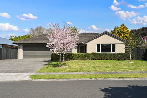 Photo of property in 20 Malbec Place, Rototuna, Hamilton, 3210