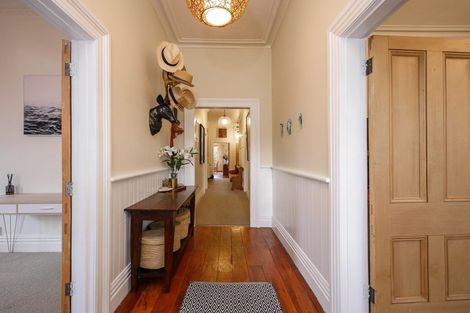 Photo of property in 24 Albert Street, Saint Clair, Dunedin, 9012