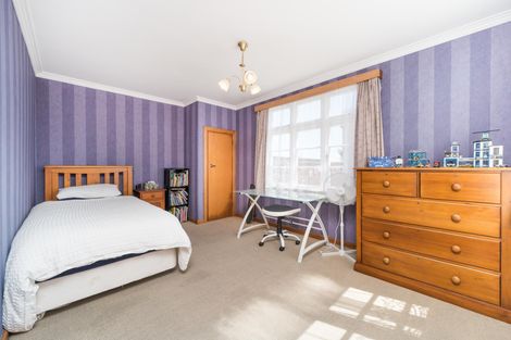 Photo of property in 8 Heretaunga Street, Palmerston North, 4414