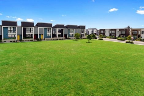 Photo of property in 14 Rangihina Road, Hobsonville, Auckland, 0616