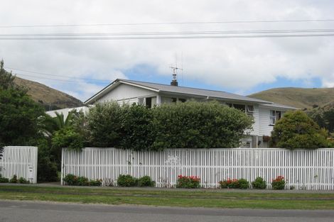 Photo of property in 18 Arnold Street, Sumner, Christchurch, 8081