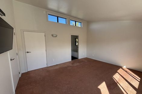 Photo of property in 44 Kings Crescent, Hutt Central, Lower Hutt, 5010