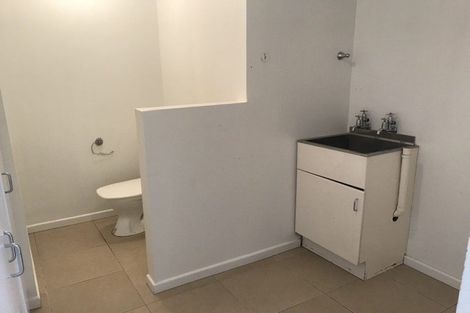 Photo of property in 1/4 Bunnythorpe Road, Papakura, 2110