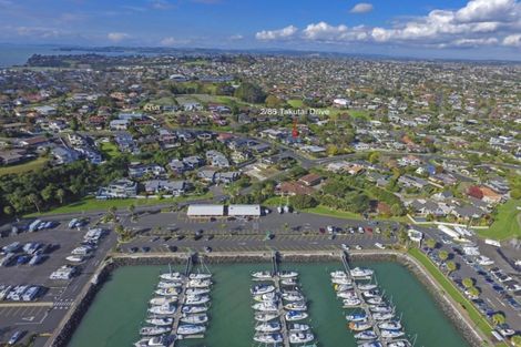 Photo of property in 2/86 Takutai Avenue, Half Moon Bay, Auckland, 2012