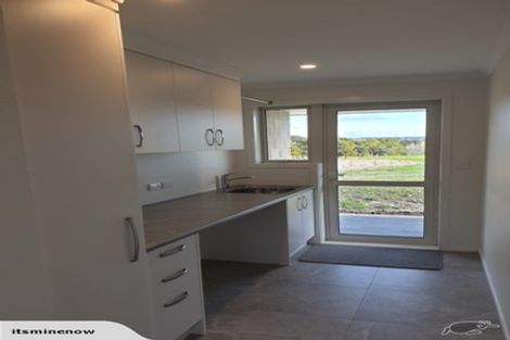 Photo of property in 15 Woodleigh Lane, Mangawhai, 0573