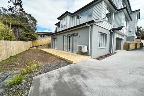 Photo of property in 16 Macnay Way, Murrays Bay, Auckland, 0630