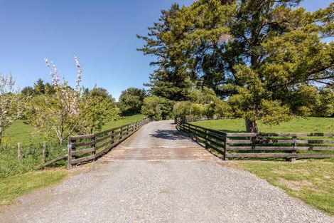Photo of property in 569 Laws Road, Dannevirke, 4972