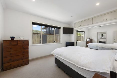 Photo of property in 2a Field Street, Silverstream, Upper Hutt, 5019