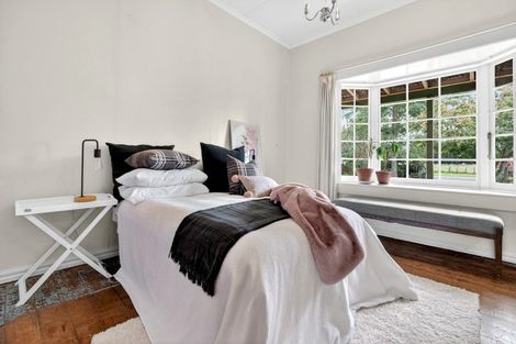 Photo of property in 24 Papawai Road, Greytown, 5712