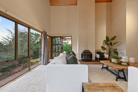 Photo of property in 39 Robinson Road, Whitianga, 3510