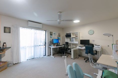 Photo of property in 42 Caribbean Drive, Unsworth Heights, Auckland, 0632