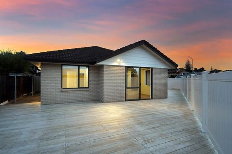 Photo of property in 7 Anna Lane, Glen Eden, Auckland, 0602