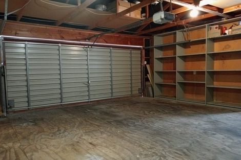 Photo of property in 32b Sailmaker Close, Whitby, Porirua, 5024