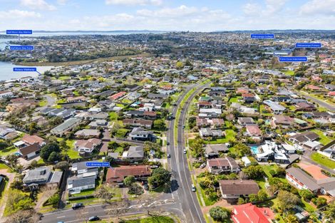Photo of property in 2/1 Bramley Drive, Farm Cove, Auckland, 2012