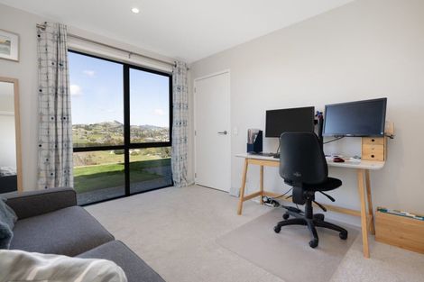 Photo of property in 24 Eagleview Rise, Welcome Bay, Tauranga, 3175