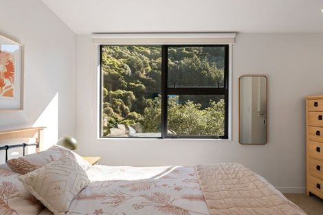 Photo of property in 10 Rua Kai Way, Brooklyn, Wellington, 6021