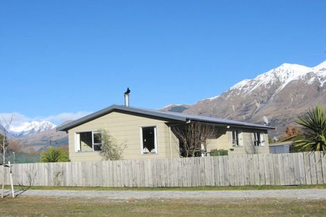 Photo of property in 1 Argyle Place, Arrowtown, 9302