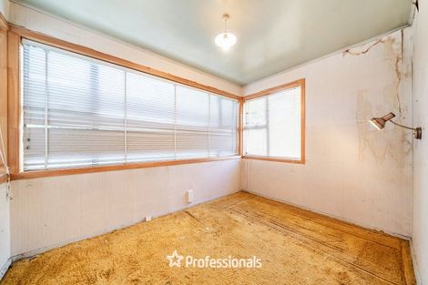 Photo of property in 14 Norris Grove, Taita, Lower Hutt, 5011