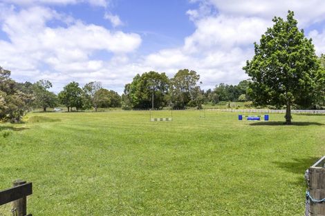 Photo of property in 196 Blackbridge Road, Dairy Flat, Albany, 0794