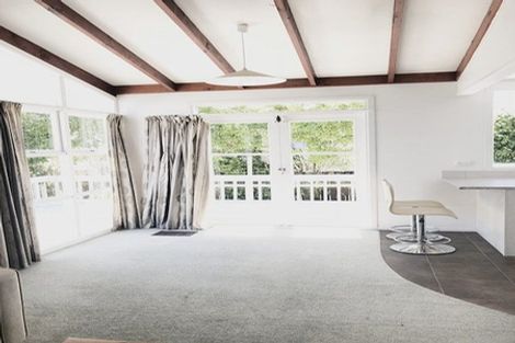 Photo of property in 31 Portadown Avenue, Pakuranga Heights, Auckland, 2010