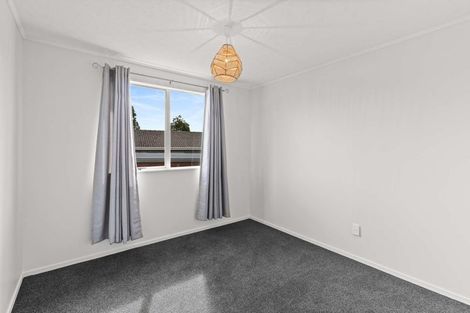 Photo of property in 2/79 Luanda Drive, Ranui, Auckland, 0612