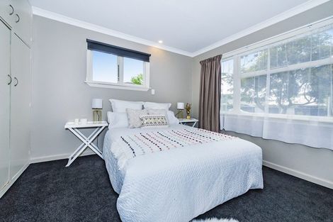 Photo of property in 70 Inwoods Road, Parklands, Christchurch, 8083