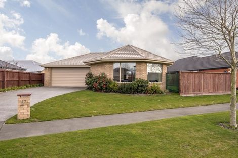Photo of property in 47 Carradale Avenue, Broomfield, Christchurch, 8042