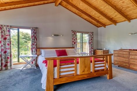 Photo of property in 2 Ritchie Place, Havelock North, 4130