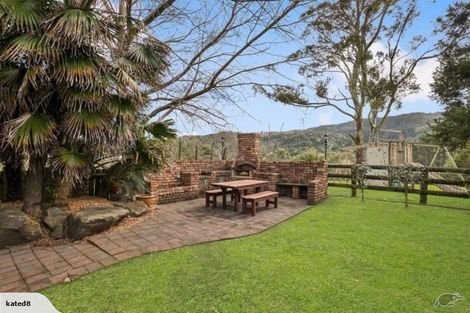 Photo of property in 118 Bethells Road, Waitakere, Henderson, 0781