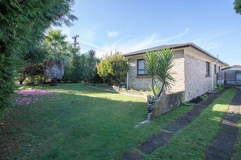 Photo of property in 1 Breckons Avenue, Nawton, Hamilton, 3200