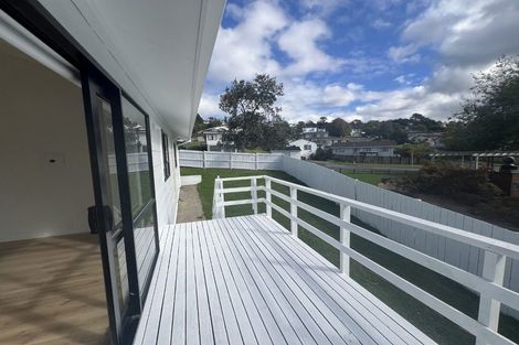 Photo of property in 1/54 Trias Road, Totara Vale, Auckland, 0629