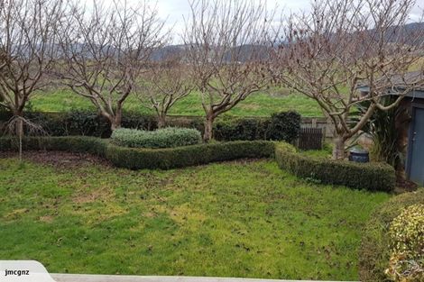 Photo of property in 14 Pohutukawa Crescent, Raumati Beach, Paraparaumu, 5032